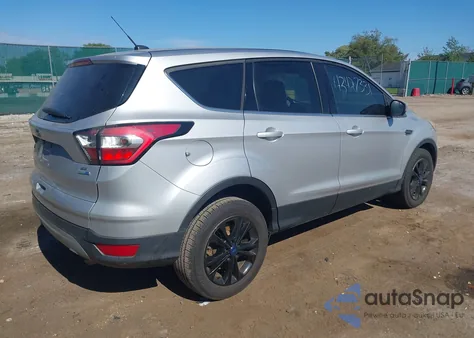 2017 Ford Escape Se из США, поврежденный, VIN 1FMCU9GD4HUC16819